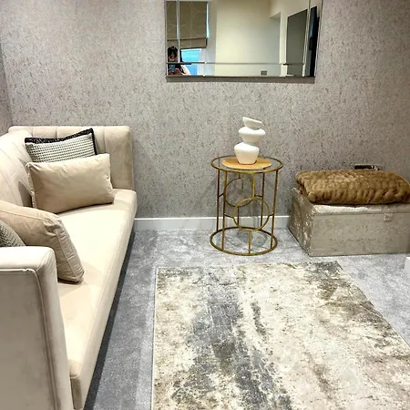 Oasis Boutique New Luxury ,central Location Apartment Bowness-on-Windermere